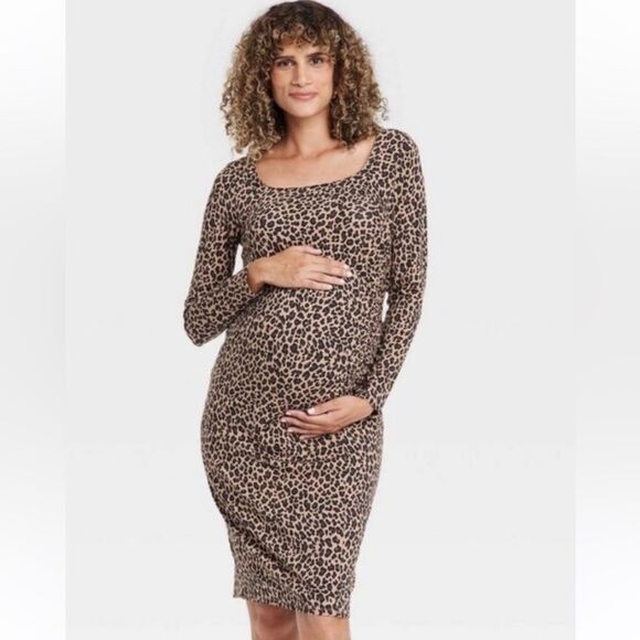 Isabel by Ingrid & Isabel Animal Print Long Sleeve Ruched Maternity Dress M NEW - Picture 1 of 11
